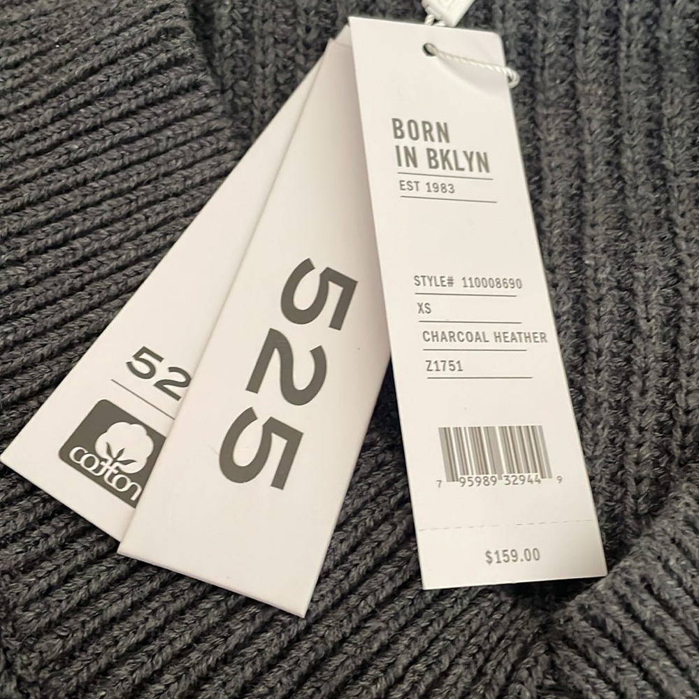 V neck sweater dress - Picture 2 of 5